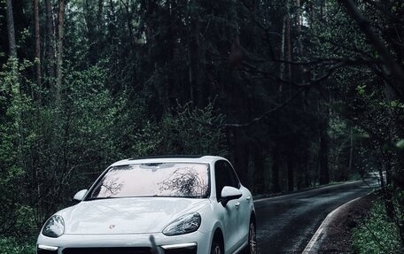 Porsche Cayenne III, 2016 год, 3 890 000 рублей, 7 фотография