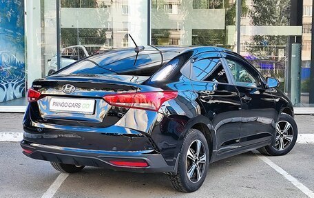 Hyundai Solaris II рестайлинг, 2021 год, 1 600 000 рублей, 6 фотография