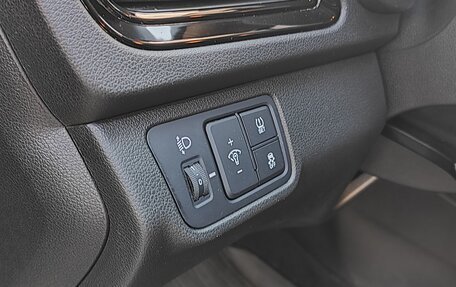Hyundai Solaris II рестайлинг, 2021 год, 1 600 000 рублей, 19 фотография