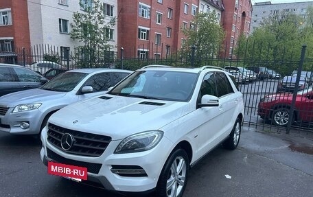 Mercedes-Benz M-Класс, 2012 год, 2 450 000 рублей, 10 фотография