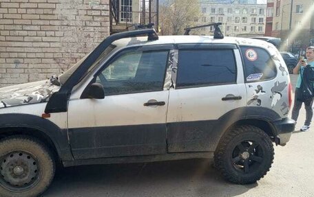 Chevrolet Niva I рестайлинг, 2004 год, 190 000 рублей, 13 фотография