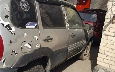 Chevrolet Niva I рестайлинг, 2004 год, 190 000 рублей, 8 фотография
