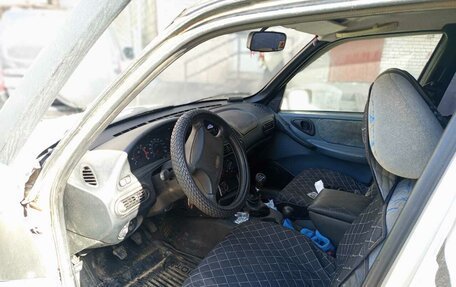 Chevrolet Niva I рестайлинг, 2004 год, 190 000 рублей, 9 фотография