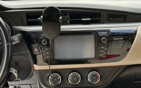 Toyota Corolla, 2013 год, 1 550 000 рублей, 4 фотография