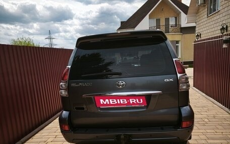Toyota Land Cruiser Prado 120 рестайлинг, 2005 год, 1 850 000 рублей, 10 фотография