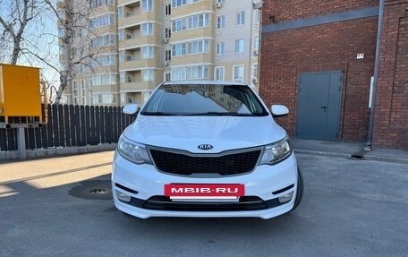KIA Rio III рестайлинг, 2015 год, 780 000 рублей, 2 фотография