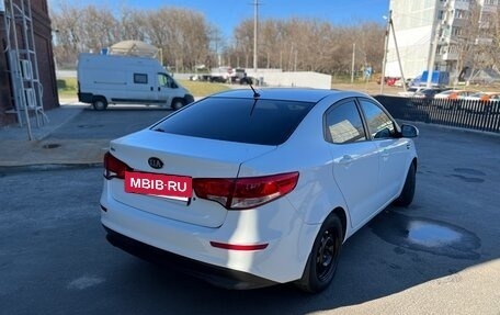 KIA Rio III рестайлинг, 2015 год, 780 000 рублей, 7 фотография