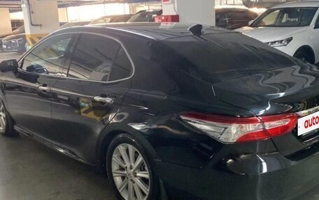 Toyota Camry, 2022 год, 3 492 000 рублей, 4 фотография