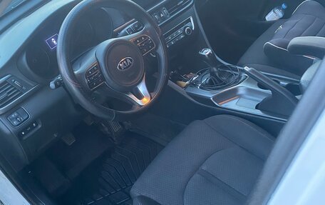 KIA Optima IV, 2017 год, 1 550 000 рублей, 19 фотография