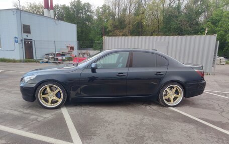 BMW 5 серия, 2008 год, 1 600 000 рублей, 3 фотография