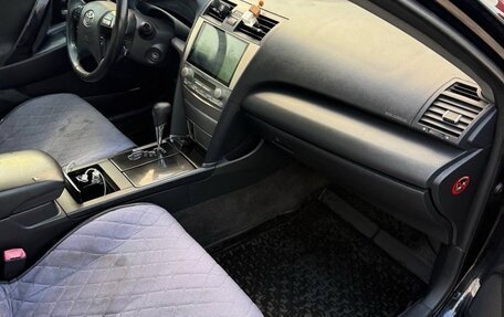 Toyota Camry, 2006 год, 1 200 000 рублей, 28 фотография