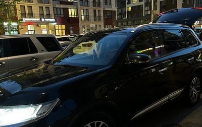 Mitsubishi Outlander III рестайлинг 3, 2016 год, 1 850 000 рублей, 1 фотография