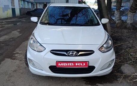 Hyundai Solaris II рестайлинг, 2013 год, 709 000 рублей, 1 фотография