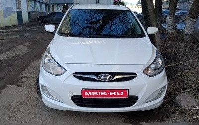 Hyundai Solaris II рестайлинг, 2013 год, 709 000 рублей, 1 фотография