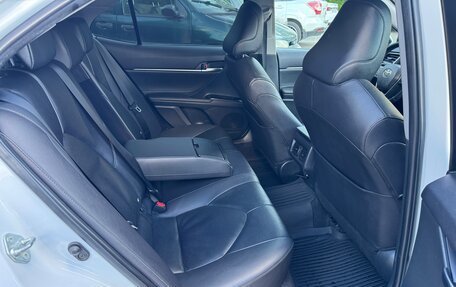 Toyota Camry, 2021 год, 3 050 000 рублей, 11 фотография