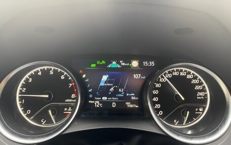 Toyota Camry, 2021 год, 3 050 000 рублей, 14 фотография