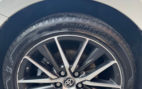 Toyota Camry, 2021 год, 3 050 000 рублей, 21 фотография