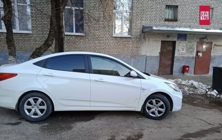Hyundai Solaris II рестайлинг, 2013 год, 709 000 рублей, 2 фотография