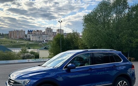 Volkswagen Tiguan II, 2018 год, 2 650 000 рублей, 4 фотография