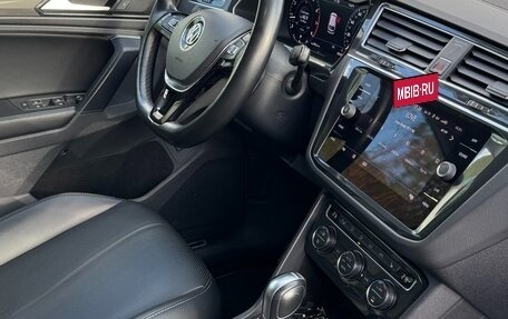 Volkswagen Tiguan II, 2018 год, 2 650 000 рублей, 6 фотография