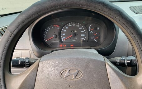 Hyundai Accent II, 2001 год, 280 000 рублей, 14 фотография