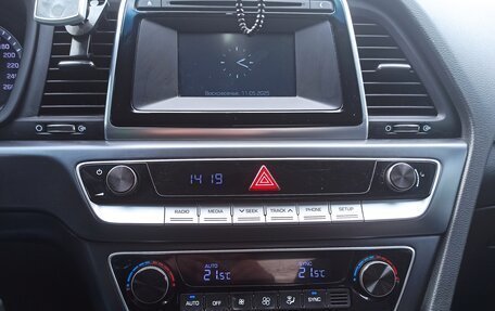 Hyundai Sonata VII, 2019 год, 1 850 000 рублей, 10 фотография