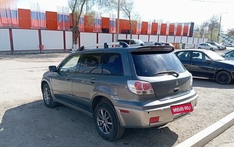 Mitsubishi Outlander III рестайлинг 3, 2003 год, 600 000 рублей, 4 фотография