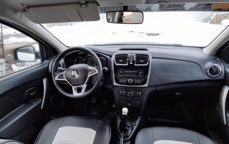 Renault Logan II, 2021 год, 1 350 000 рублей, 8 фотография