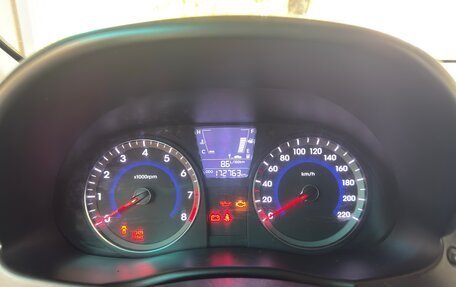 Hyundai Solaris II рестайлинг, 2012 год, 889 000 рублей, 4 фотография