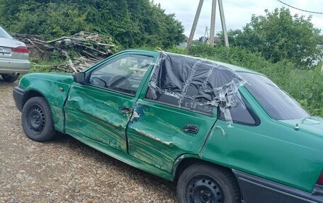Daewoo Nexia I рестайлинг, 1999 год, 95 000 рублей, 6 фотография