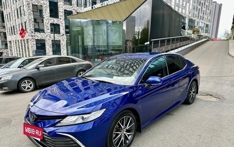 Toyota Camry, 2021 год, 3 050 000 рублей, 15 фотография