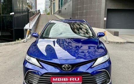 Toyota Camry, 2021 год, 3 050 000 рублей, 6 фотография