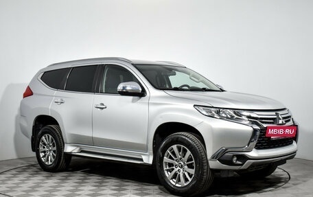 Mitsubishi Pajero Sport III рестайлинг, 2018 год, 2 649 000 рублей, 3 фотография
