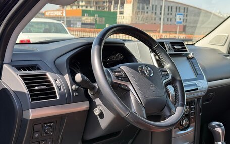 Toyota Land Cruiser Prado 150 рестайлинг 2, 2019 год, 5 460 000 рублей, 14 фотография