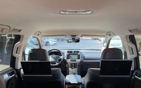 Toyota Land Cruiser Prado 150 рестайлинг 2, 2019 год, 5 460 000 рублей, 15 фотография