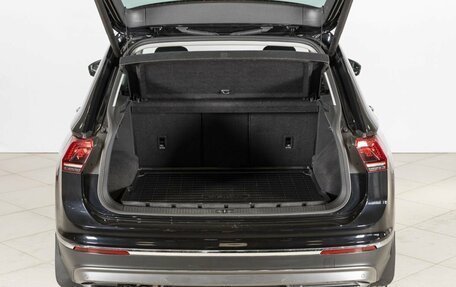 Volkswagen Tiguan II, 2018 год, 2 550 000 рублей, 14 фотография