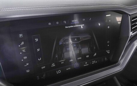 Volkswagen Touareg III, 2018 год, 5 780 000 рублей, 14 фотография