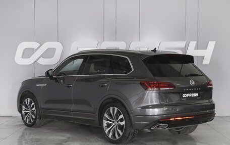 Volkswagen Touareg III, 2018 год, 5 780 000 рублей, 2 фотография