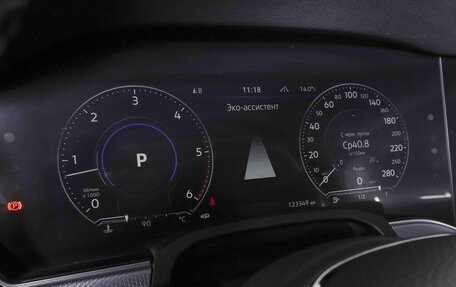 Volkswagen Touareg III, 2018 год, 5 780 000 рублей, 22 фотография