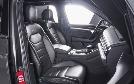 Volkswagen Touareg III, 2018 год, 5 780 000 рублей, 8 фотография