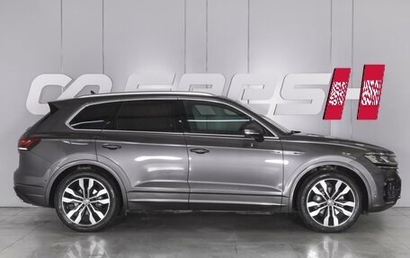 Volkswagen Touareg III, 2018 год, 5 780 000 рублей, 5 фотография