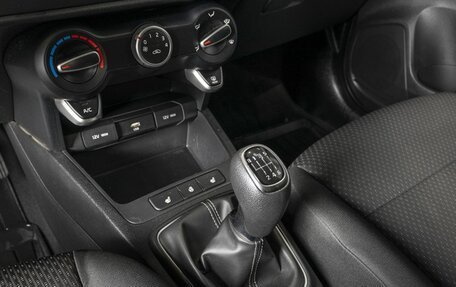 KIA Rio IV, 2021 год, 1 667 000 рублей, 7 фотография