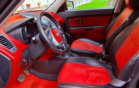 KIA Soul I рестайлинг, 2011 год, 900 000 рублей, 2 фотография