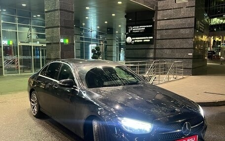 Mercedes-Benz E-Класс, 2021 год, 4 650 000 рублей, 2 фотография
