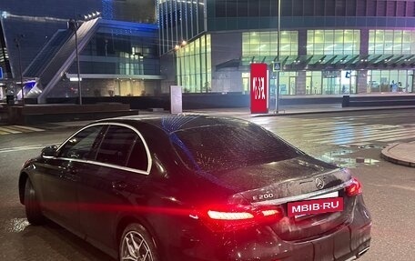 Mercedes-Benz E-Класс, 2021 год, 4 650 000 рублей, 4 фотография