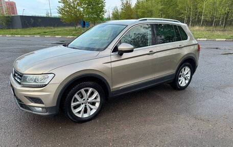 Volkswagen Tiguan II, 2018 год, 2 350 000 рублей, 5 фотография