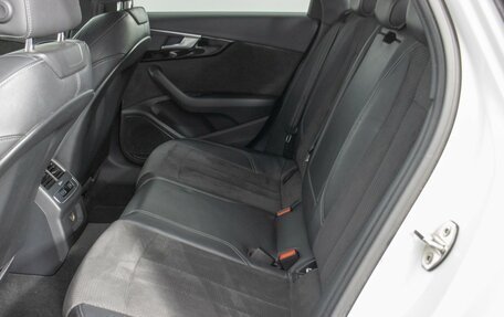 Audi A4, 2016 год, 2 480 000 рублей, 11 фотография