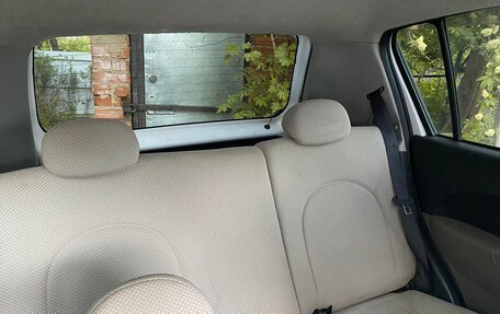 Toyota Passo III, 2005 год, 200 000 рублей, 9 фотография