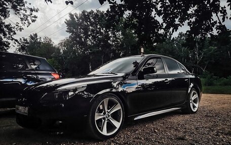 BMW 5 серия, 2005 год, 1 800 000 рублей, 4 фотография