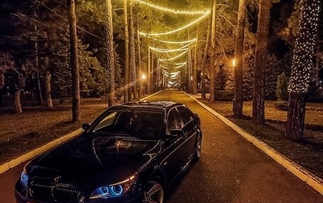 BMW 5 серия, 2005 год, 1 800 000 рублей, 3 фотография